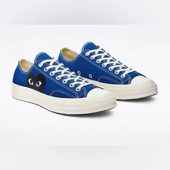 Converse Blue Sneakers with Black Heart Motif ccomme des garson Play - Picture 2 of 10